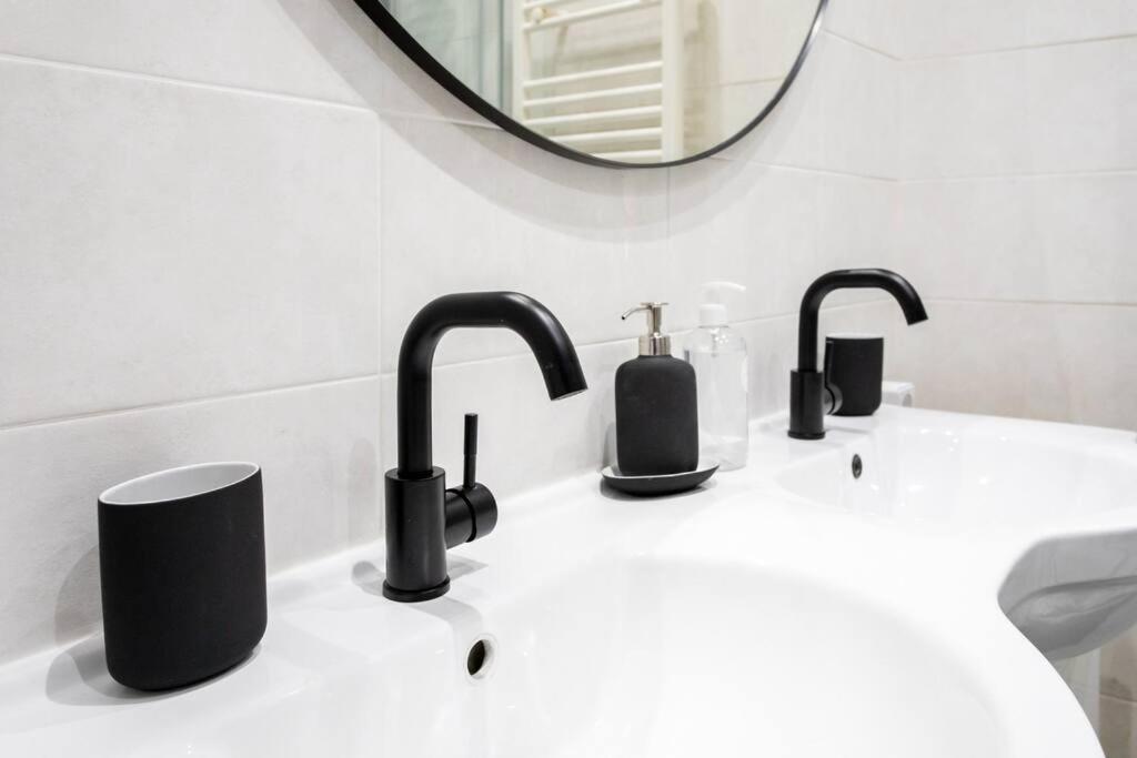 L7 Suite 5Mins Walk Old Town 3 Rooms Ac Wifi Niza Exterior foto